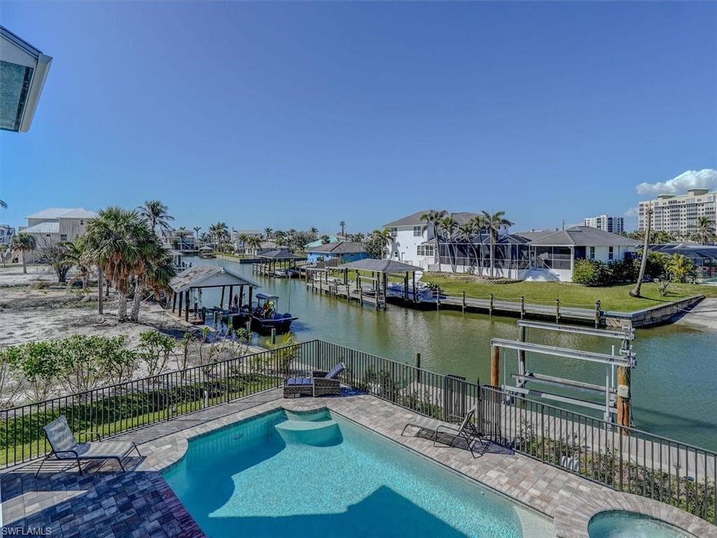 8327 Estero BLVD-40