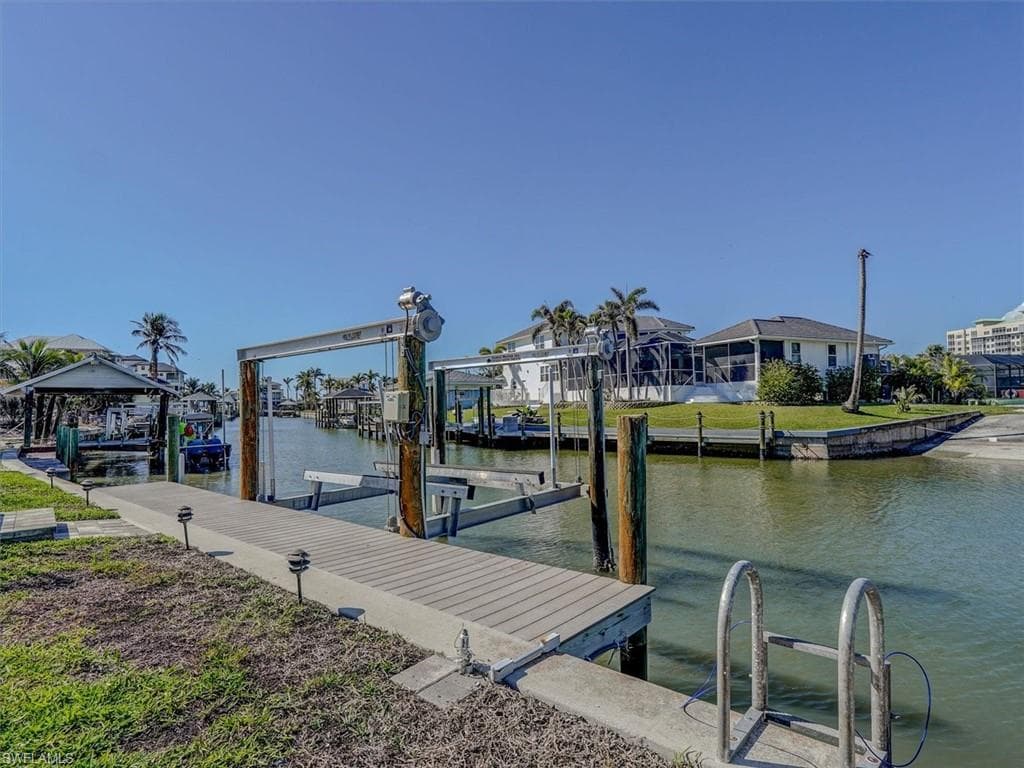 8327 Estero BLVD-39