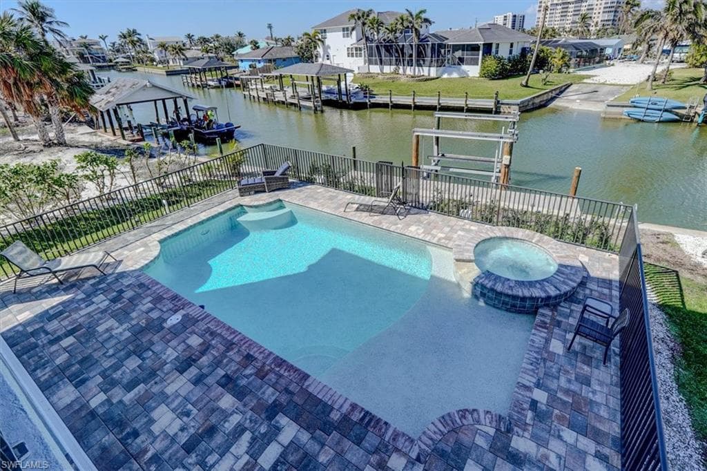 8327 Estero BLVD-34