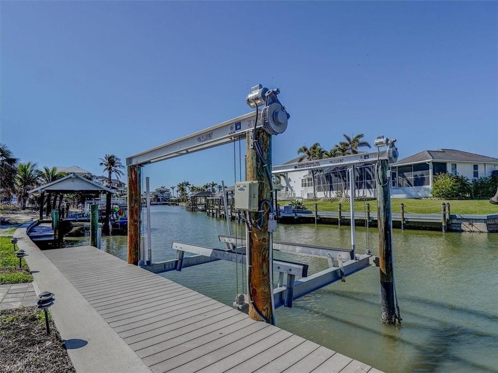 8327 Estero BLVD-38