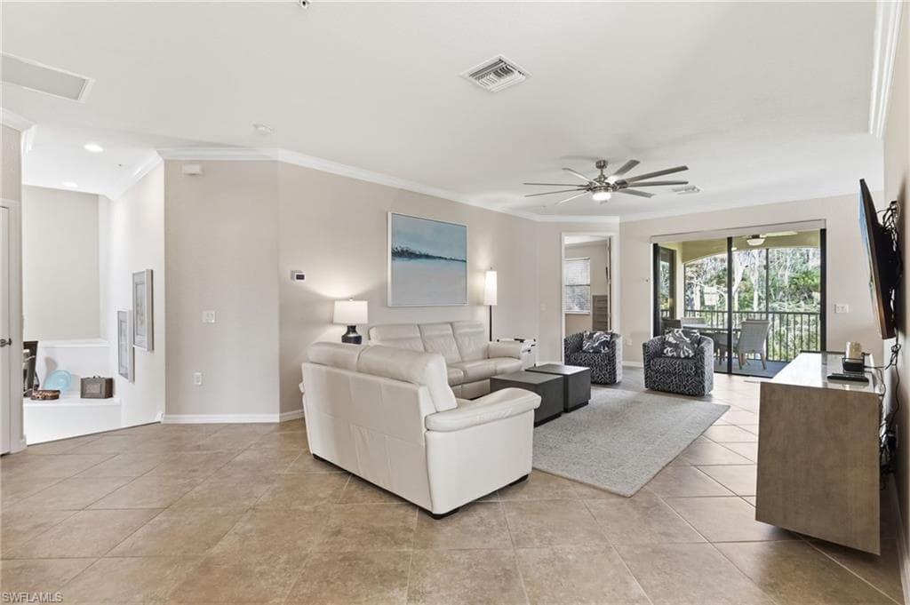9484 Casoria CT # 202, NAPLES FL 34113-5
