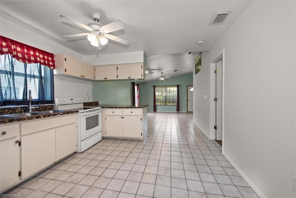 509 Capitol ST, NORTH FORT MYERS FL 33903-12
