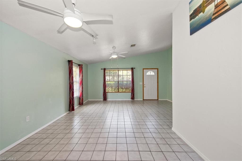 509 Capitol ST, NORTH FORT MYERS FL 33903-9