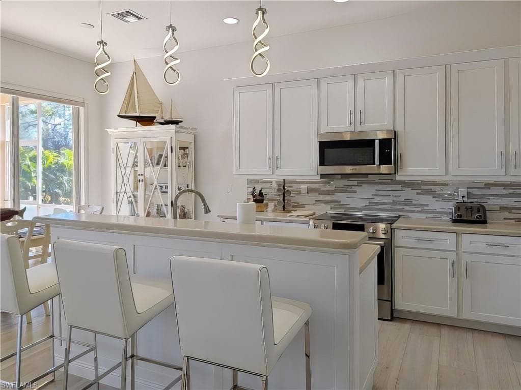 5758 Lago Villaggio WAY-19