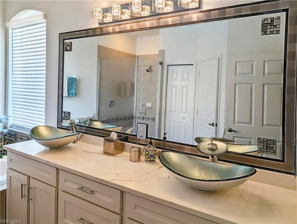 5758 Lago Villaggio WAY-28