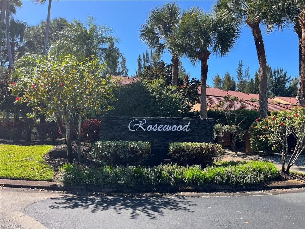 1615 Windy Pines DR # 10, NAPLES FL 34112-19