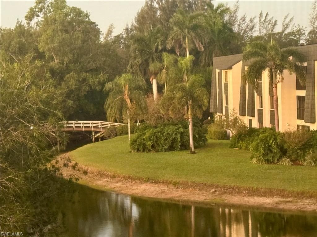 1645 Spoonbill Ln # C, NAPLES FL 34105-21