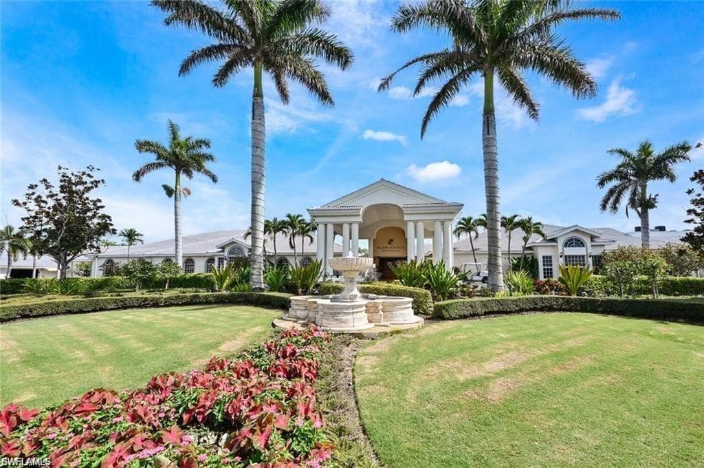 6820 Sterling Greens PL # 401, NAPLES FL 34104-35