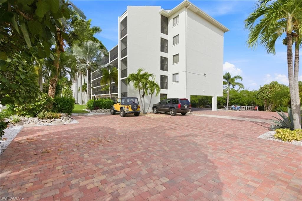 5220 Bonita Beach RD SW 209-1