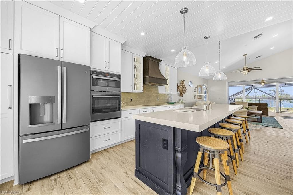 21510/21512 Indian Bayou DR, FORT MYERS BEACH FL 33931-6