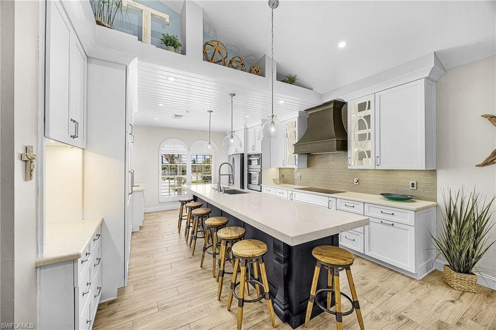 21510/21512 Indian Bayou DR, FORT MYERS BEACH FL 33931-2