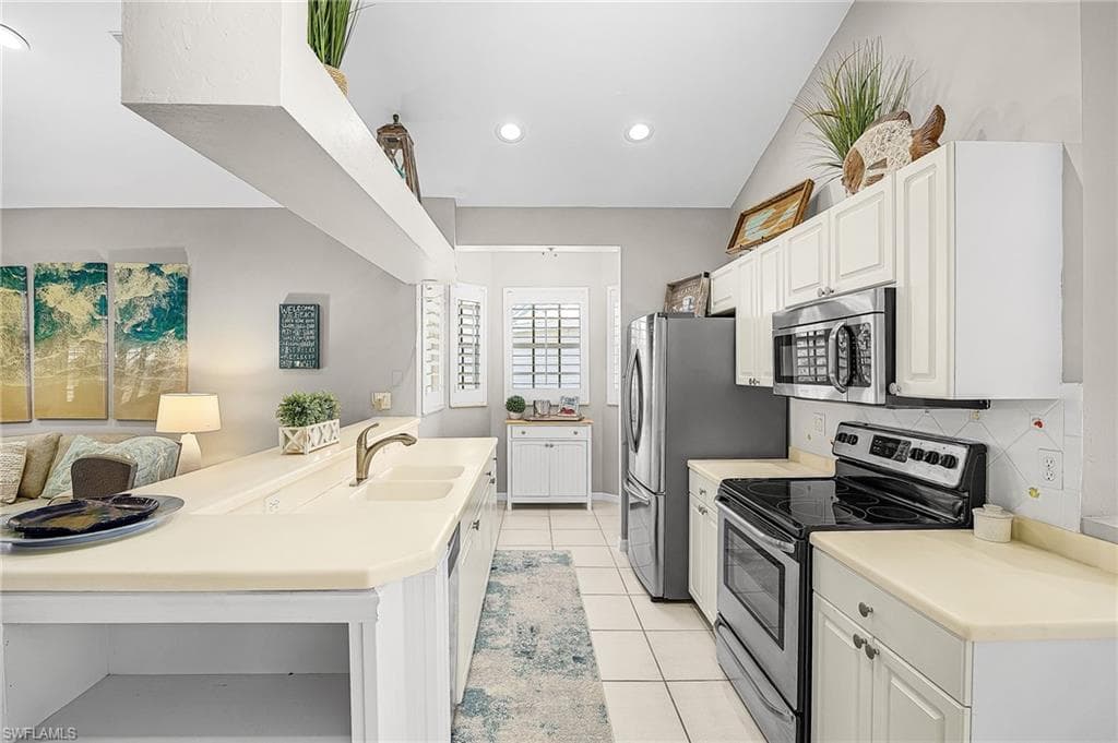 21510/21512 Indian Bayou DR, FORT MYERS BEACH FL 33931-33