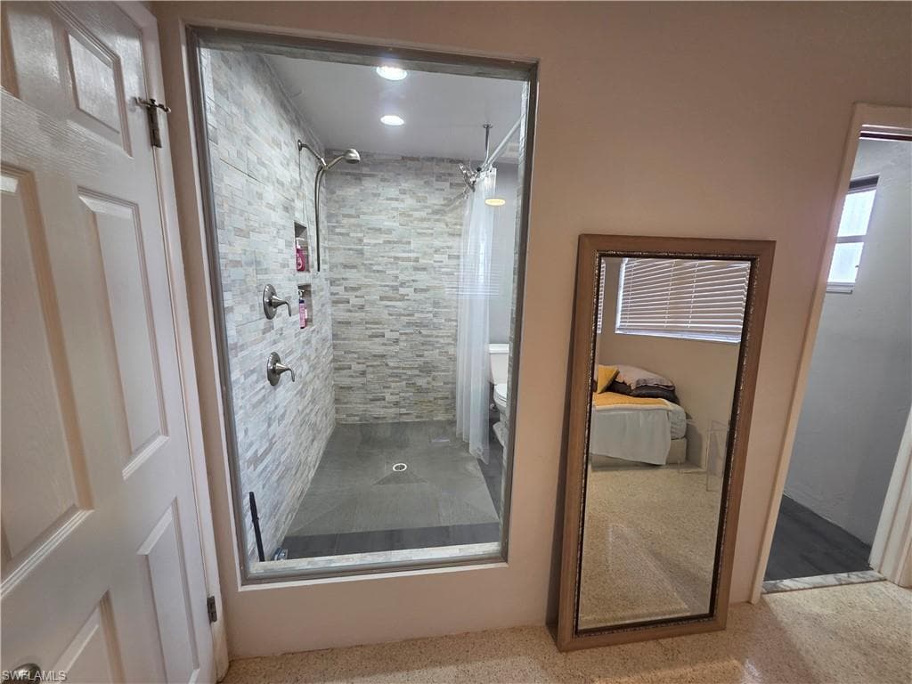 1557 Moreno AVE, FORT MYERS FL 33901-3