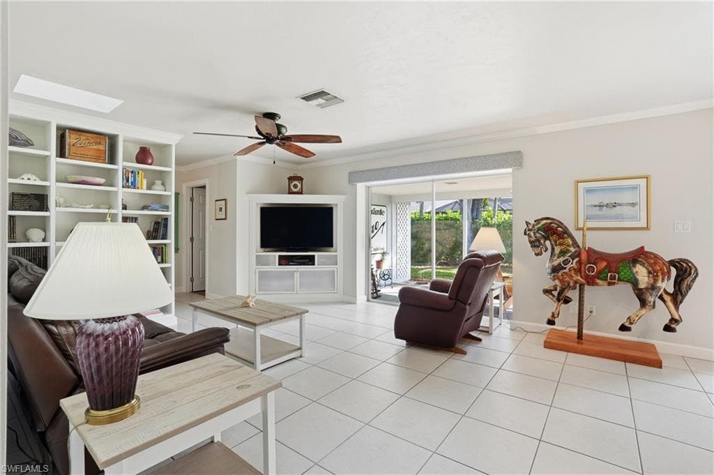 2500 10th ST N-1