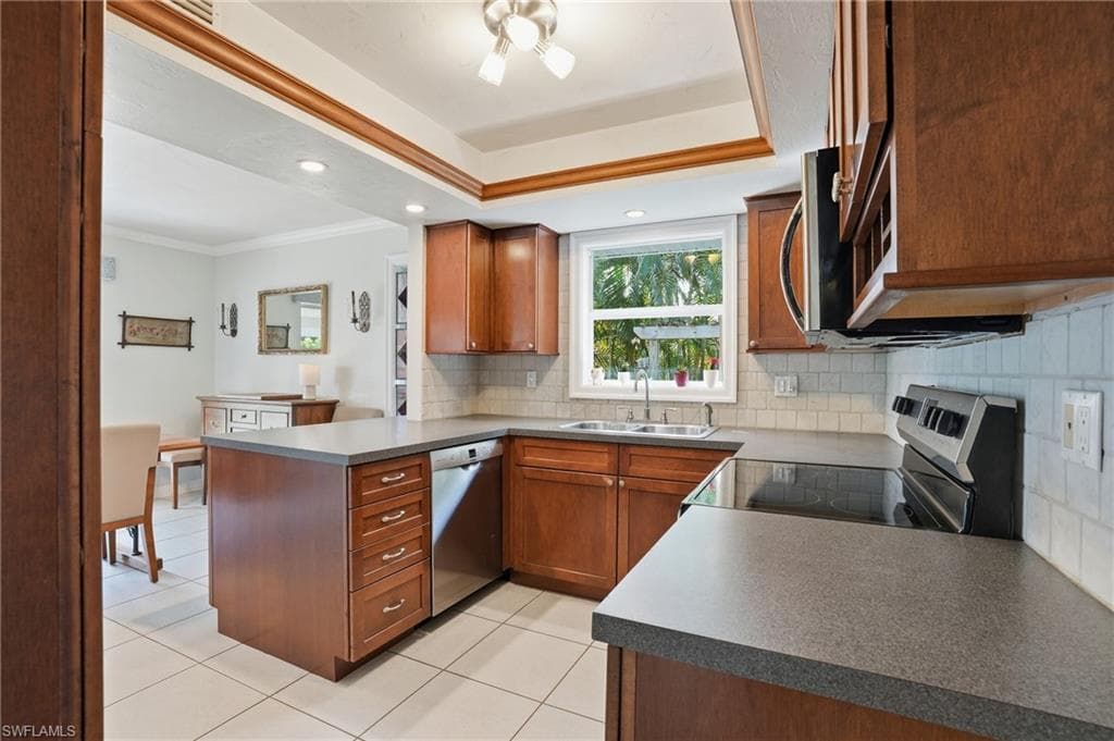 2500 10th ST N-5