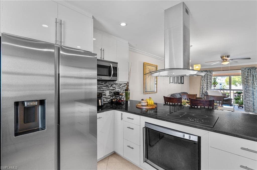 4616 Skyline BLVD # 207, CAPE CORAL FL 33914-4