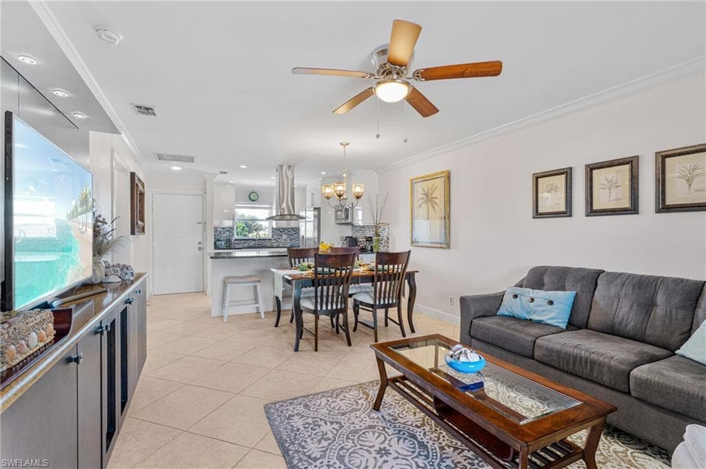 4616 Skyline BLVD # 207, CAPE CORAL FL 33914-8