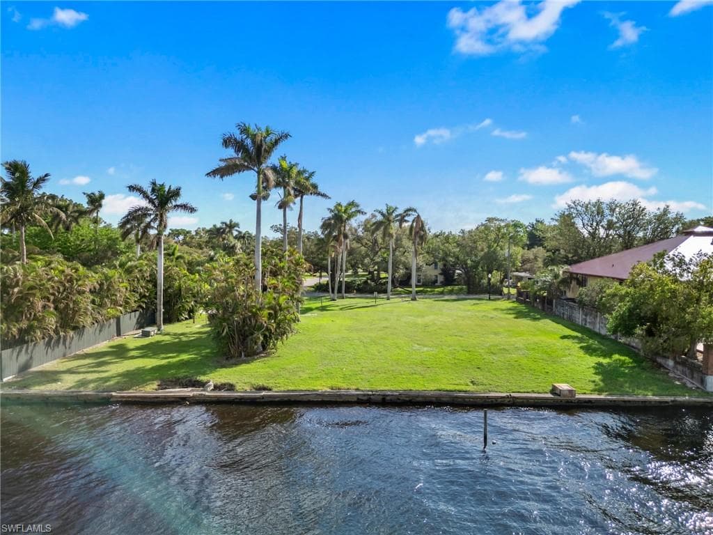 3508 Stuart CT, FORT MYERS FL 33901-8