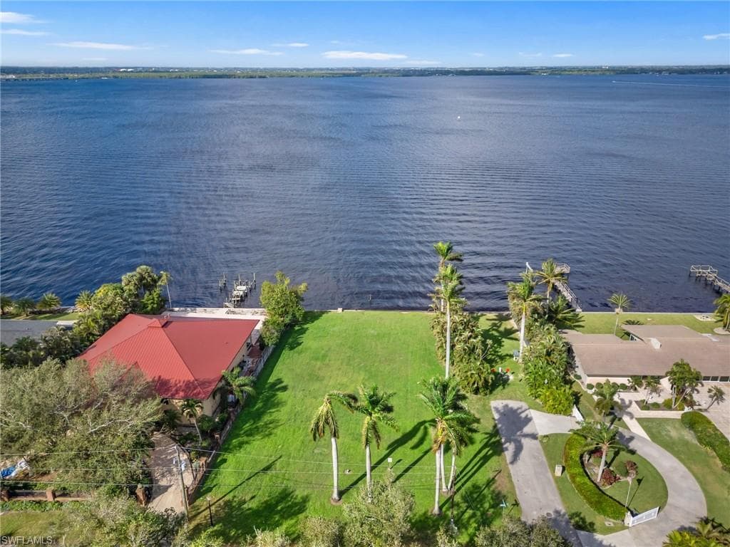 3508 Stuart CT, FORT MYERS FL 33901-3