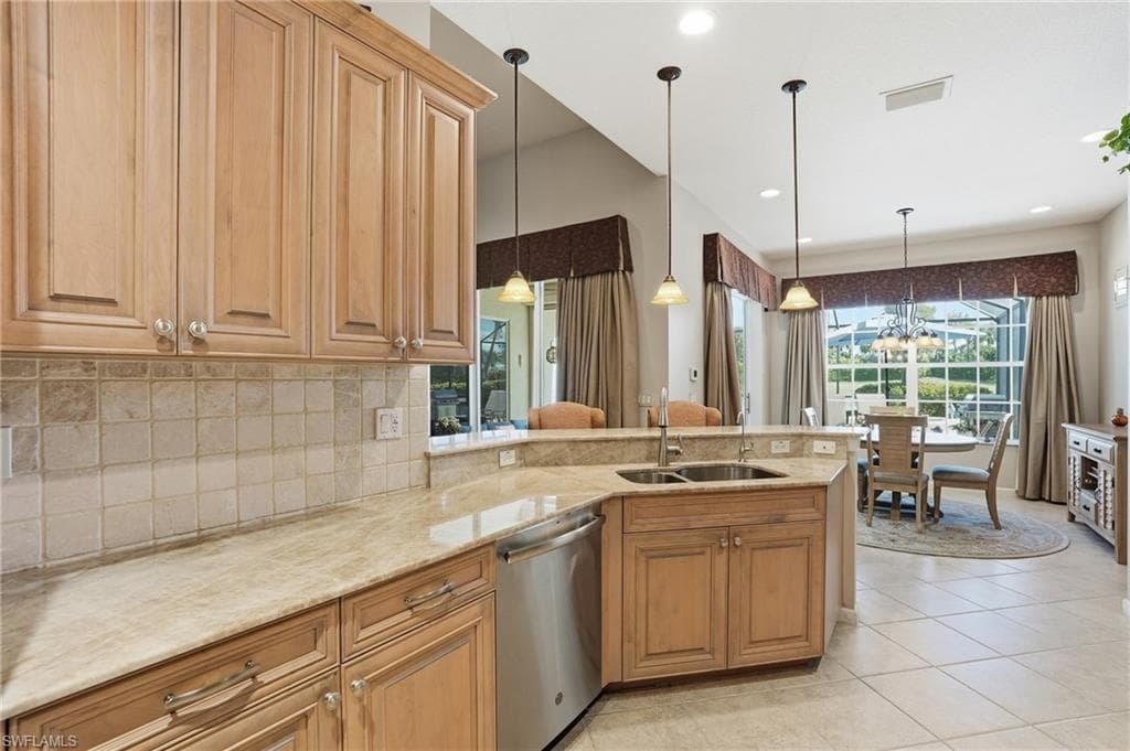 28529 Risorsa PL, BONITA SPRINGS FL 34135-12