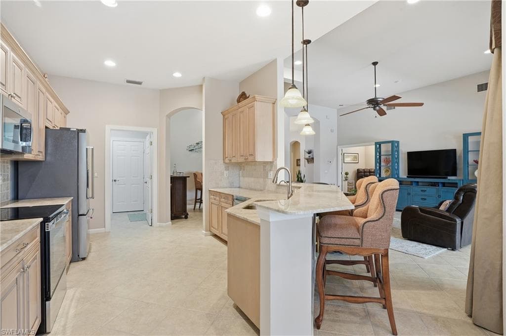 28529 Risorsa PL, BONITA SPRINGS FL 34135-11