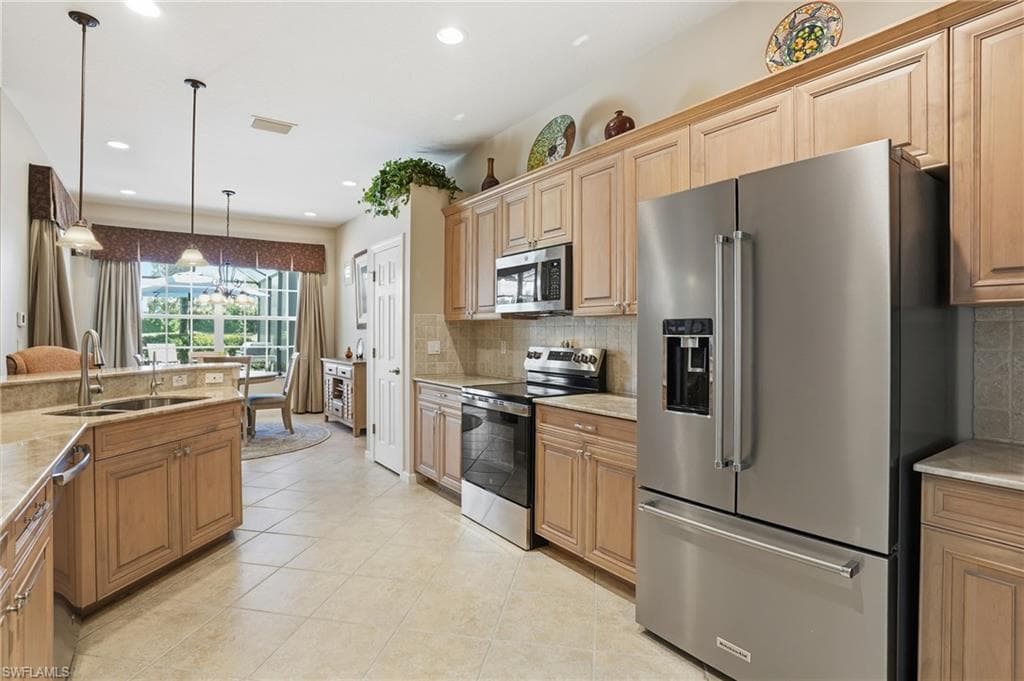 28529 Risorsa PL, BONITA SPRINGS FL 34135-13