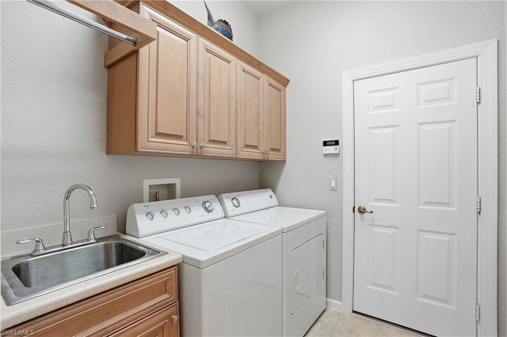 28529 Risorsa PL, BONITA SPRINGS FL 34135-24