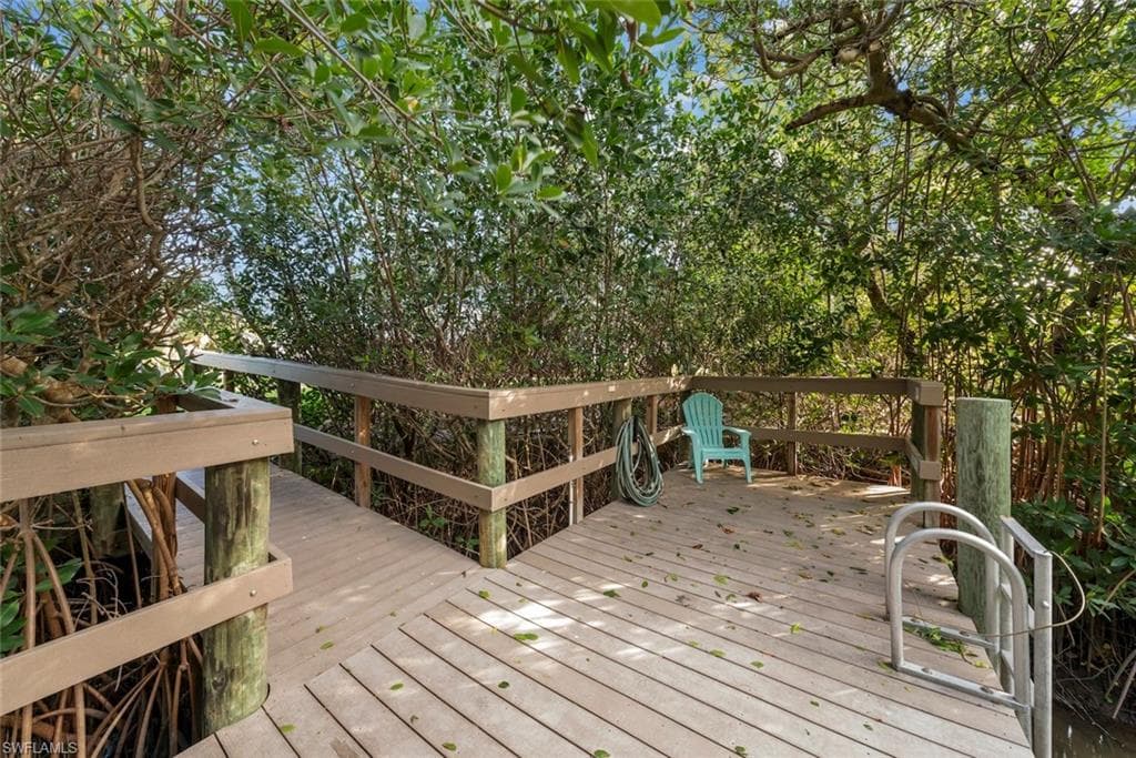 561 Periwinkle WAY # E4, SANIBEL FL 33957-2