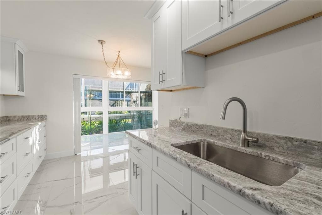 561 Periwinkle WAY # E4, SANIBEL FL 33957-9