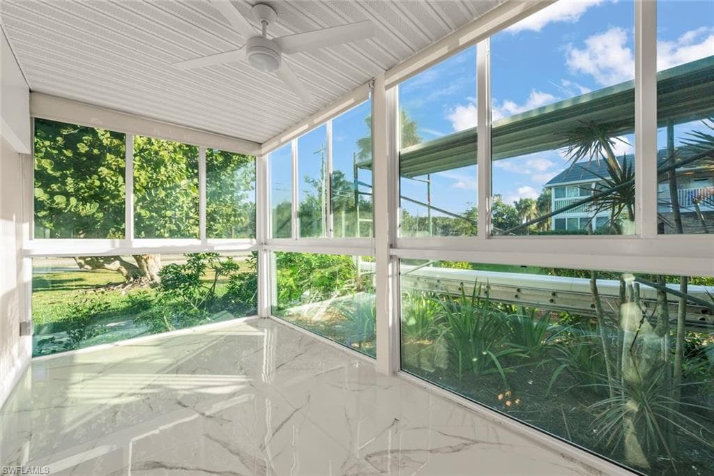 561 Periwinkle WAY # E4, SANIBEL FL 33957-14