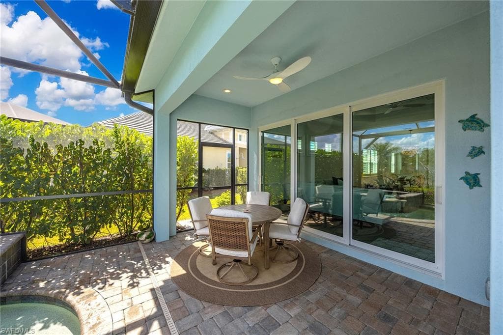 6382 Negril Isle DR-31