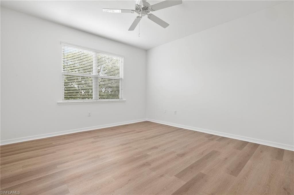 10818 Alvara WAY-11