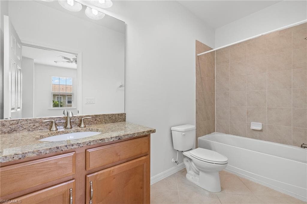 10818 Alvara WAY-19