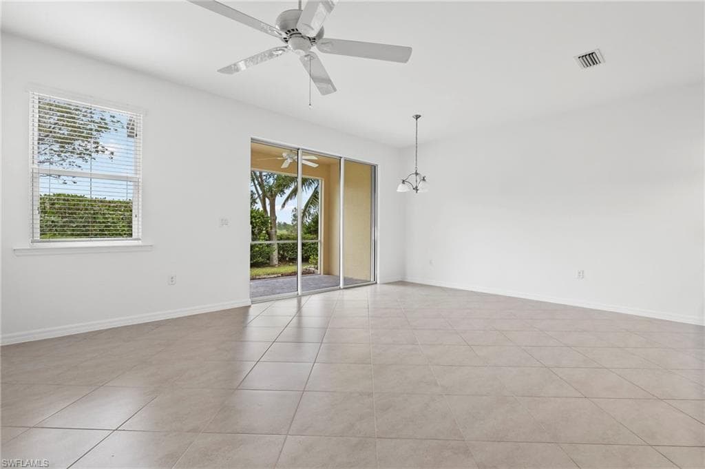 10818 Alvara WAY-9