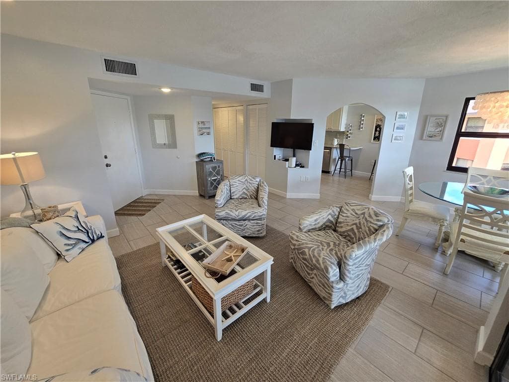 1532 Mainsail DR # 12, NAPLES FL 34114-4