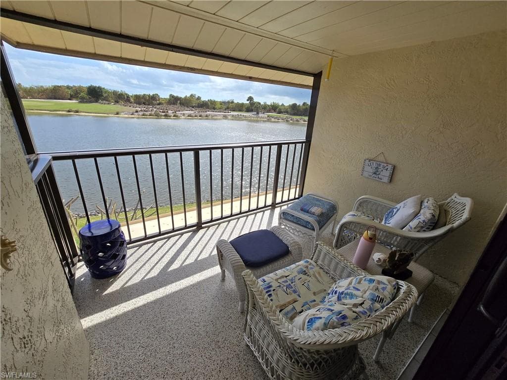 1532 Mainsail DR # 12, NAPLES FL 34114-49