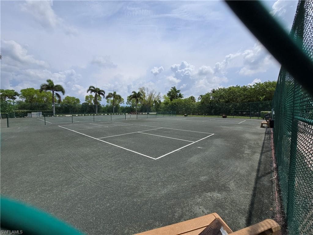 1532 Mainsail DR # 12, NAPLES FL 34114-47