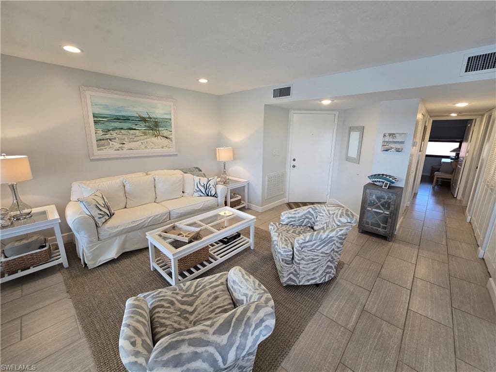 1532 Mainsail DR # 12, NAPLES FL 34114-3