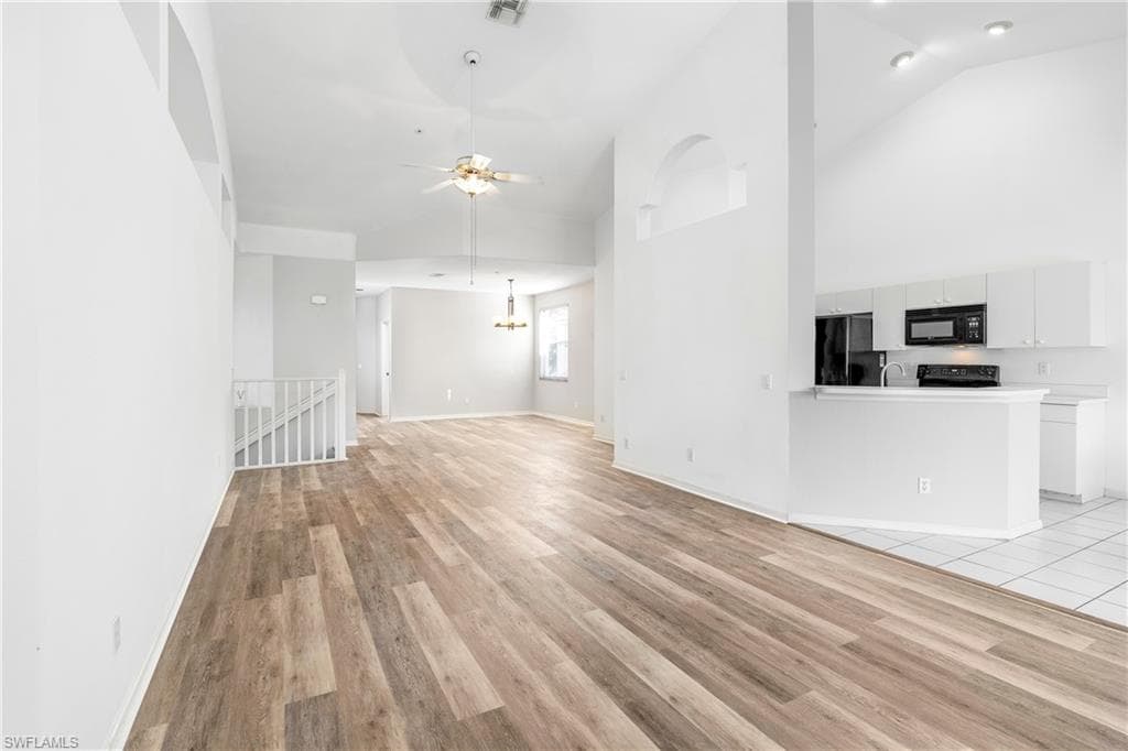 7768 Gardner DR 202-9