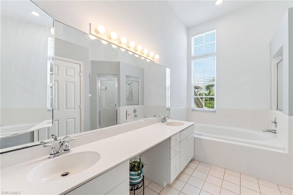 7768 Gardner DR 202-10