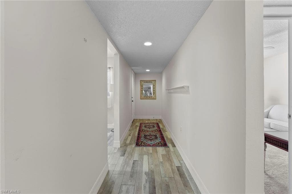 605 Squire CIR # 103, NAPLES FL 34104-4