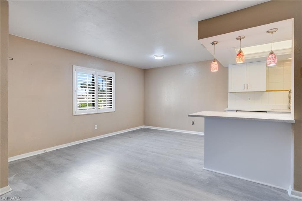 1113 Cape Coral PKWY W # 101, CAPE CORAL FL 33914-1
