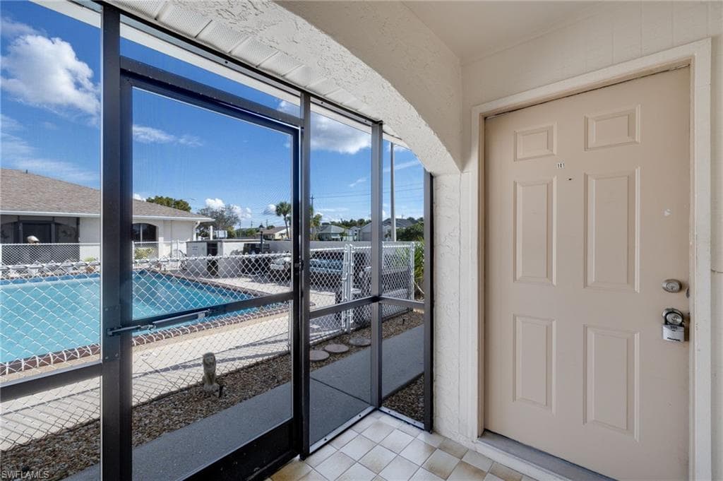 1113 Cape Coral PKWY W # 101, CAPE CORAL FL 33914-15