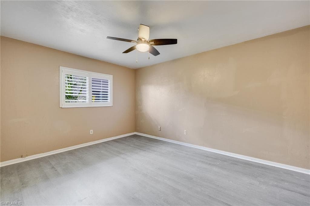 1113 Cape Coral PKWY W # 101, CAPE CORAL FL 33914-11