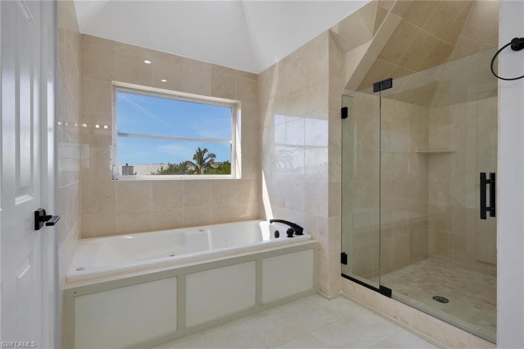 4452 Gulf Pines DR, SANIBEL FL 33957-25