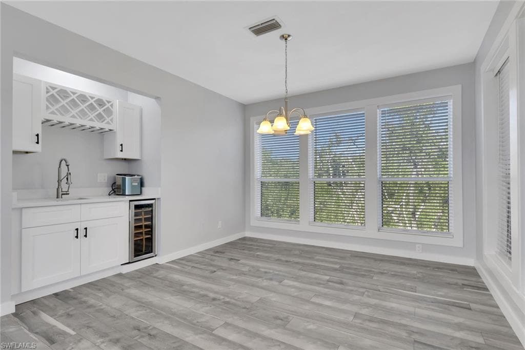 4452 Gulf Pines DR, SANIBEL FL 33957-9