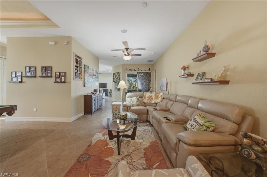 9149 Leatherwood LOOP, LEHIGH ACRES FL 33936-3