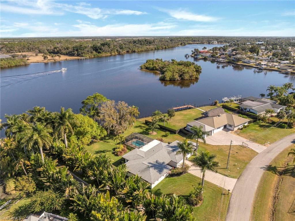 14526 Riverside DR-2