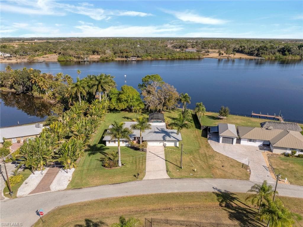 14526 Riverside DR-40