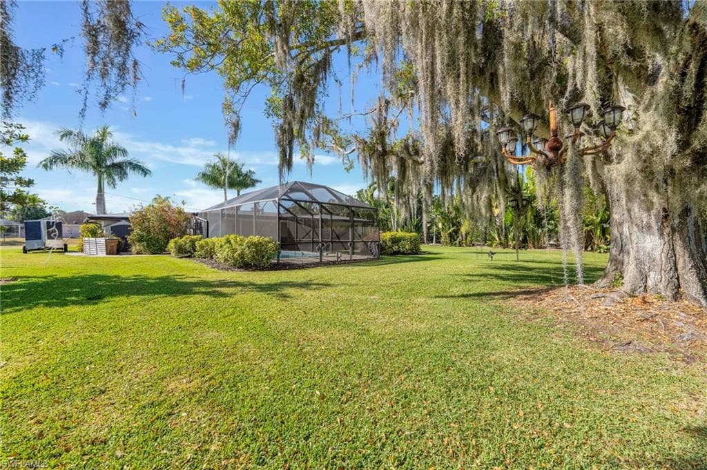 14526 Riverside DR-44